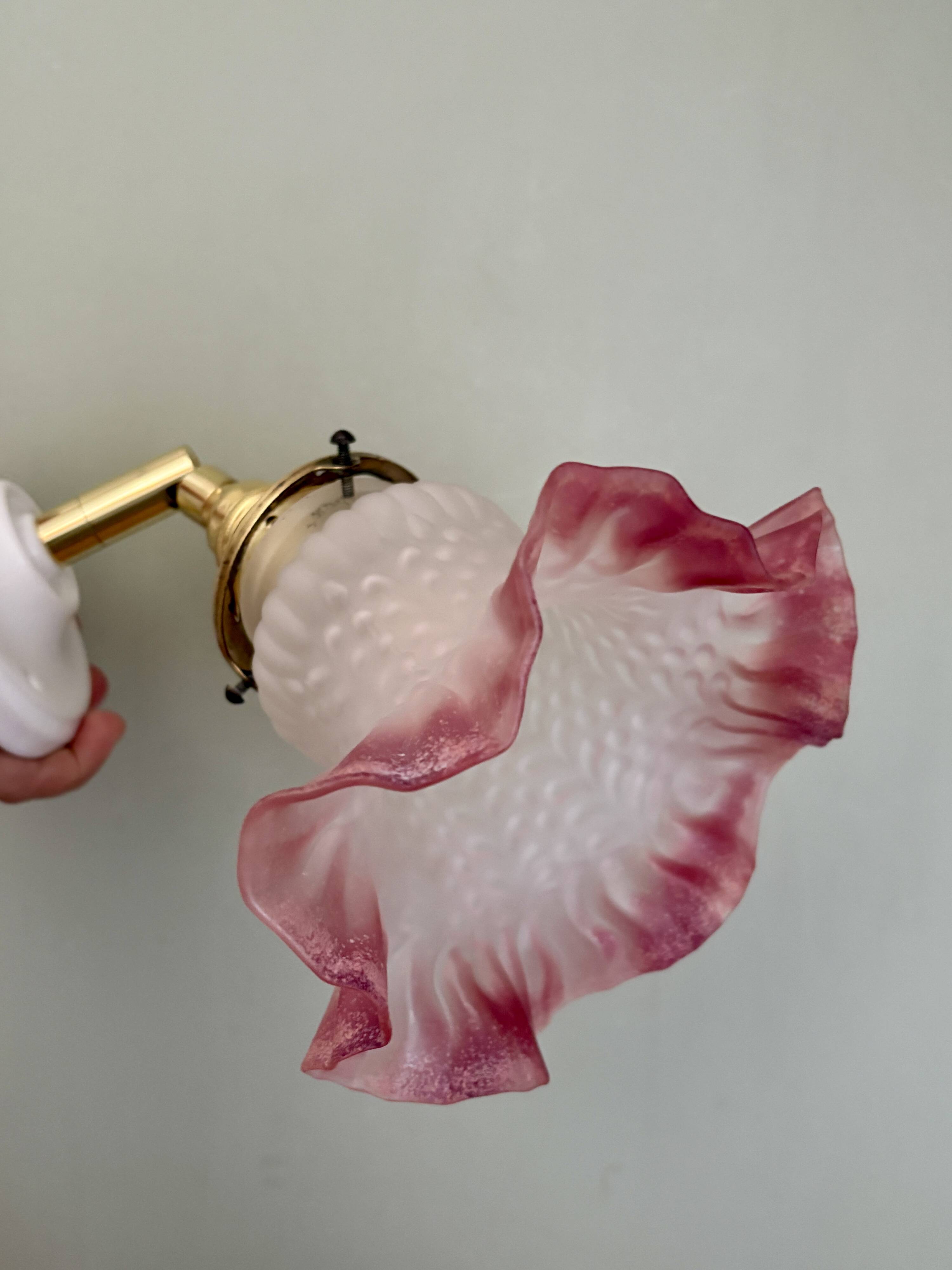 Vintage tulip wall lamp in white and pink frosted glass