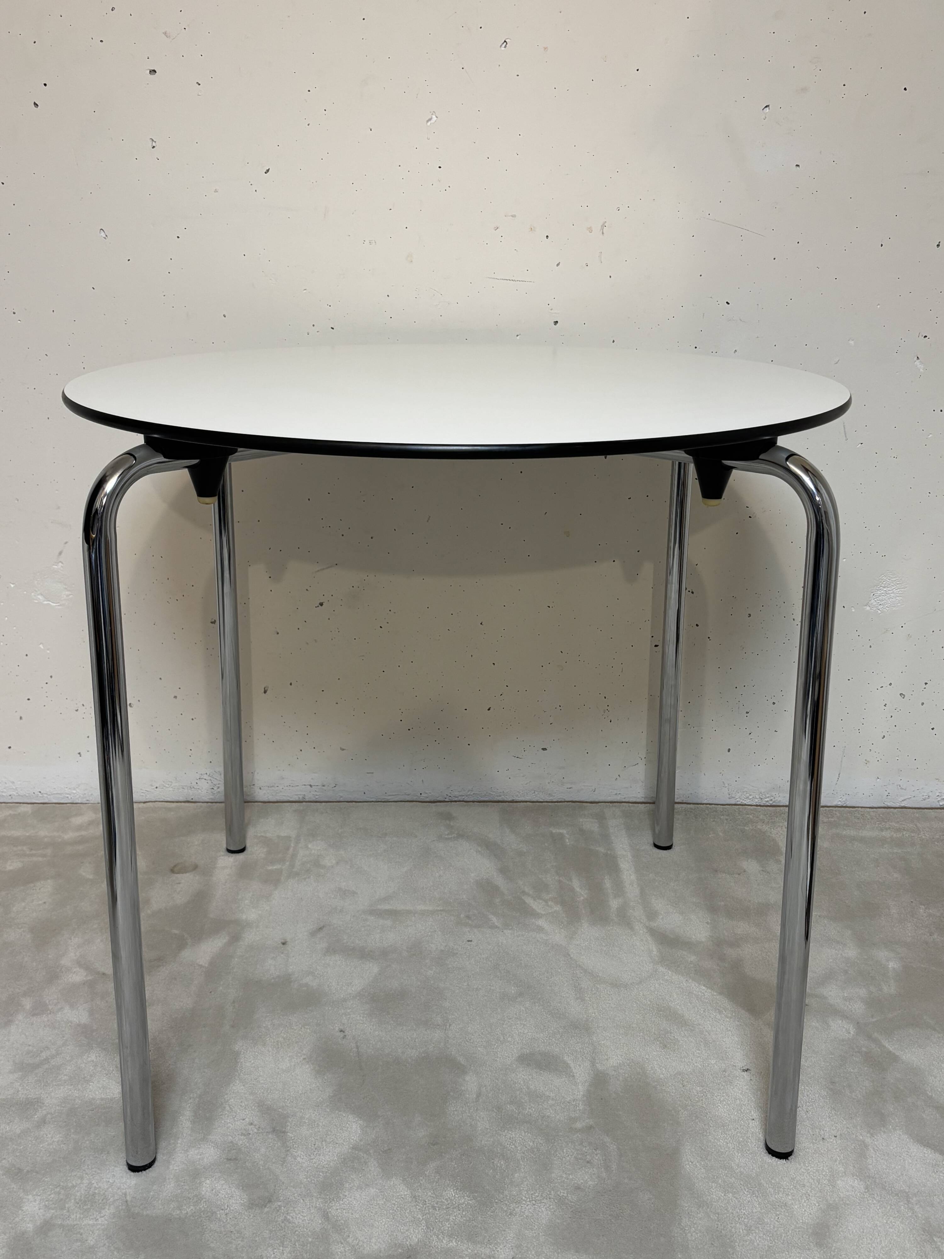 Vitra Hal table, Jasper Morrison 2005