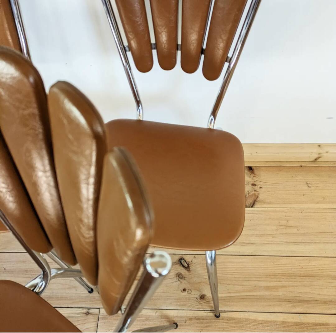 Suite of 6 “Petals” chairs circa 1970
