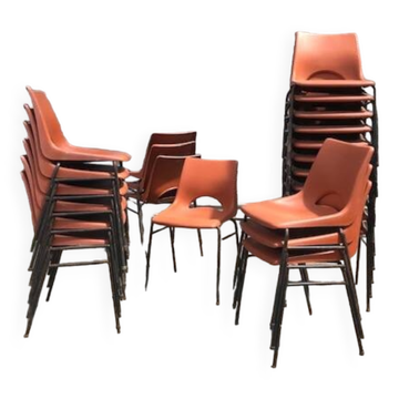 24 chairs in a lot - Vintage 1980