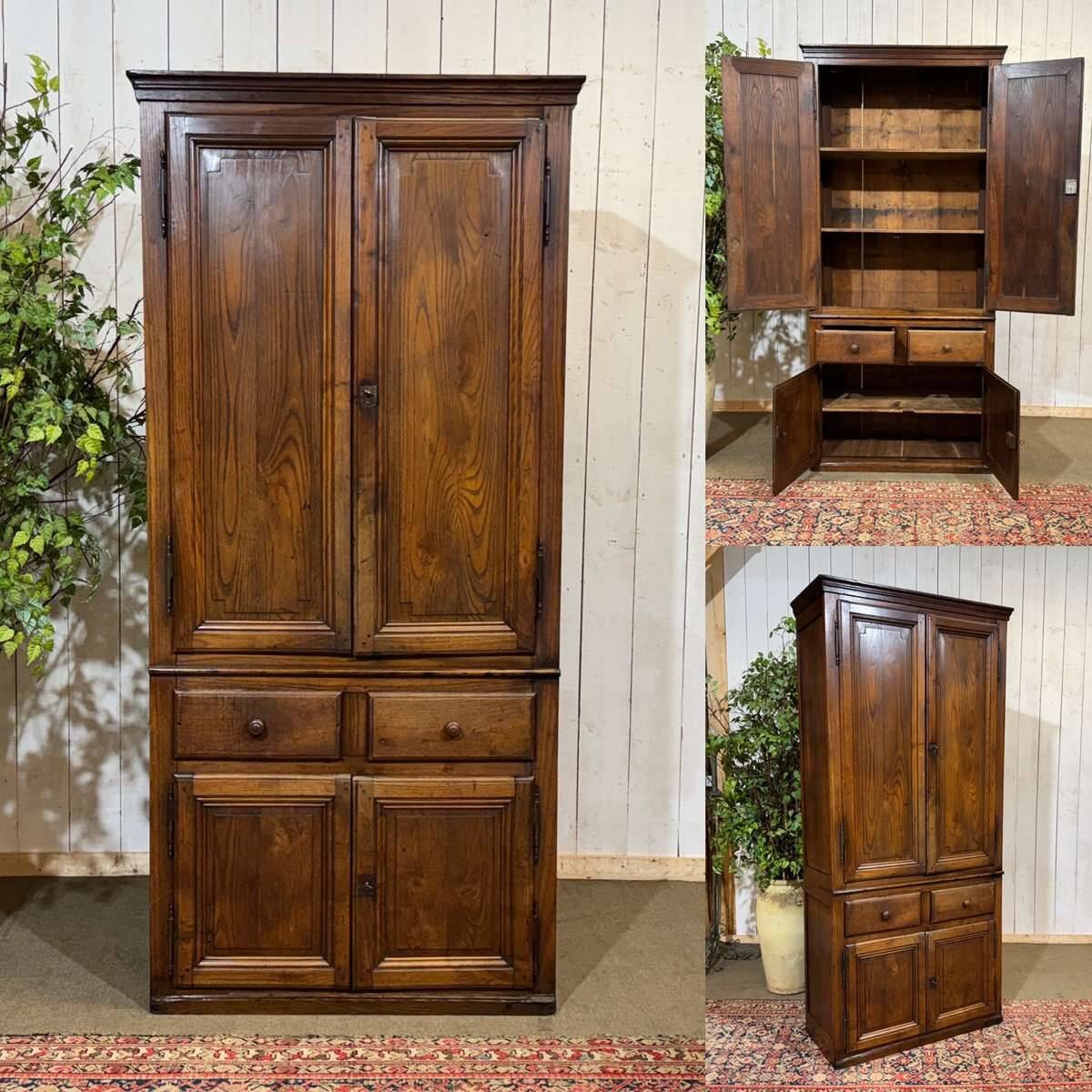 4-door buffet in chestnut from the late 19th century, originating from an old shop.