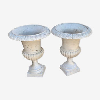 Pair of white cast-cast-glass medicis vases