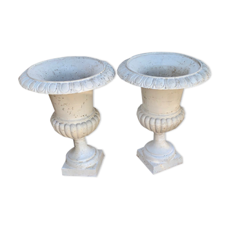 Pair of white cast-cast-glass medicis vases