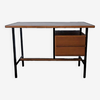 Bureau moderniste des années 60