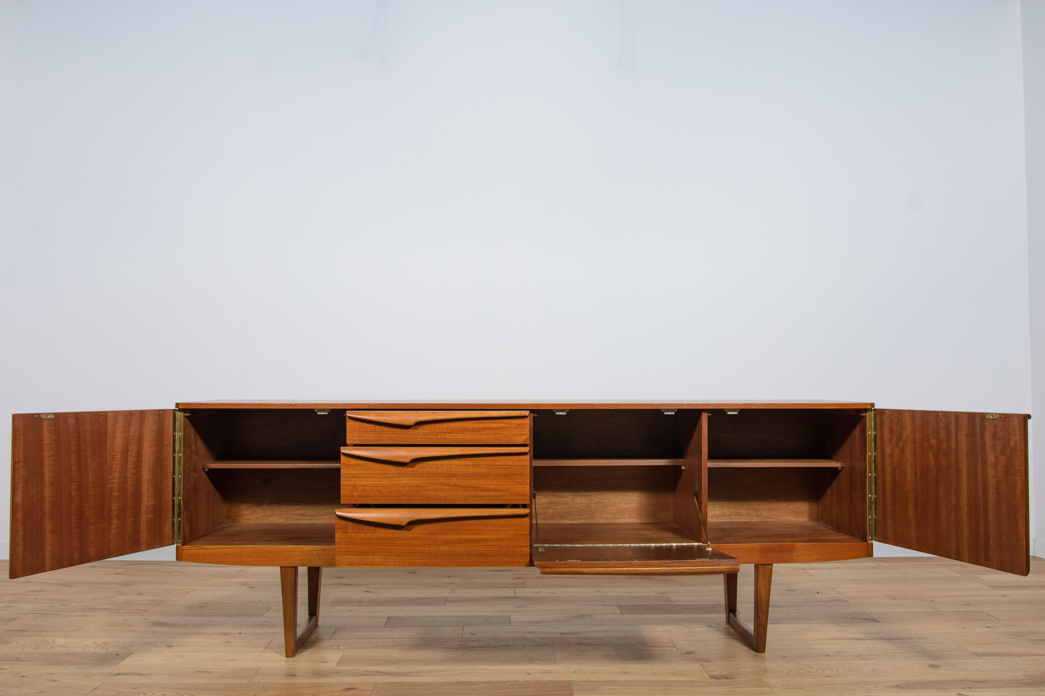 Mid-century teak sideboard from stonehill, 1960s