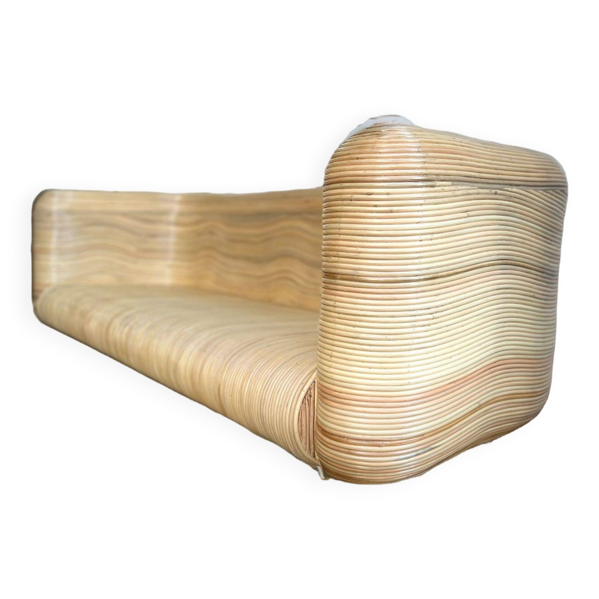 Curved wicker living seat / sofa