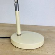 Lampe de bureau années 60 métal beige