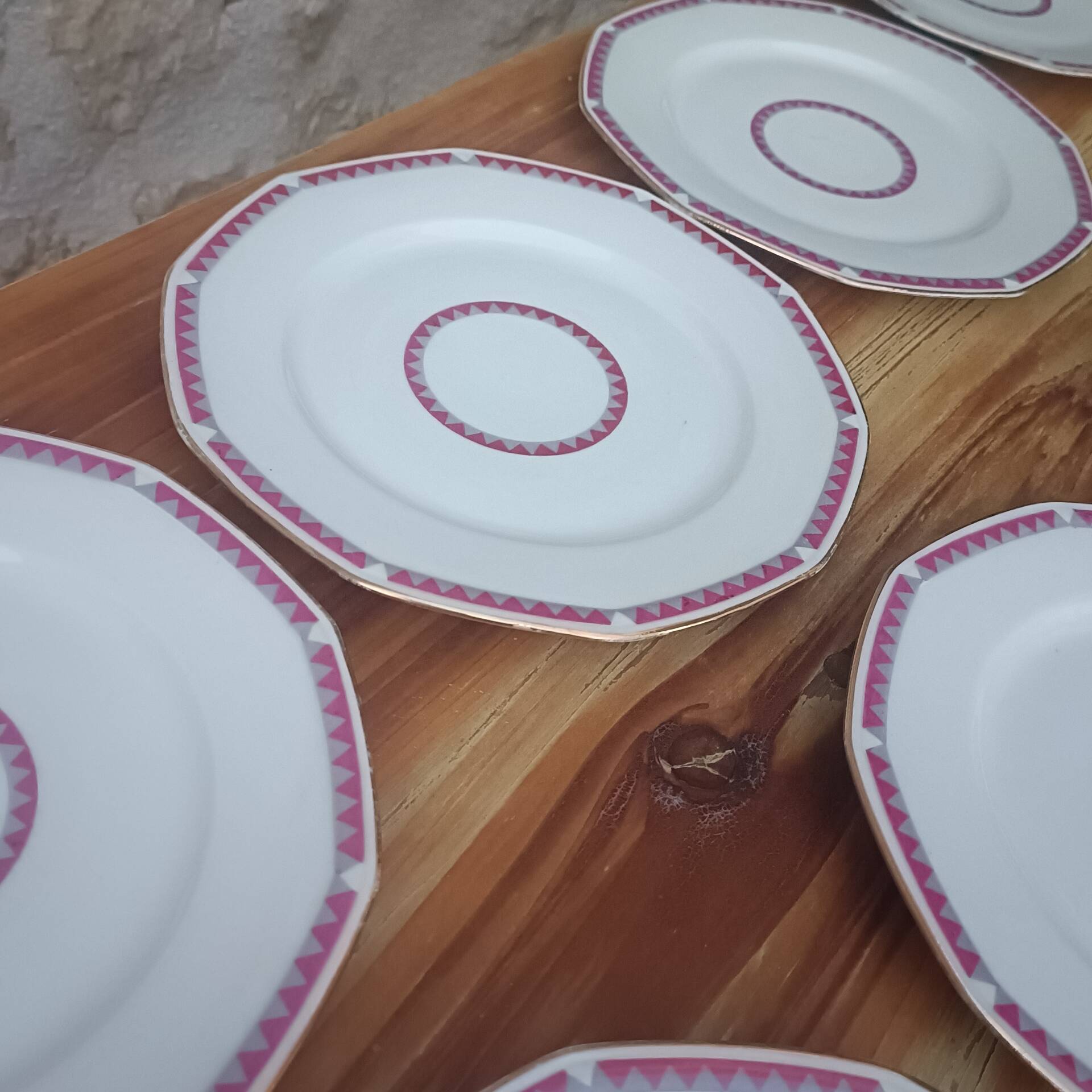 Art Deco dessert plates in pink Limoges porcelain