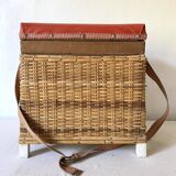 Low fishing box stool in rattan and skai