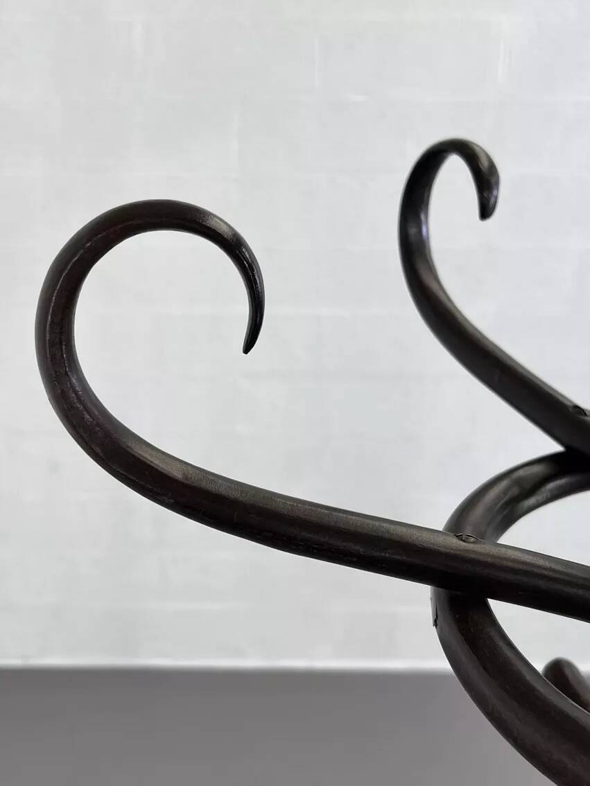 Early 20th century curved wooden coat rack by Thonet | Selency