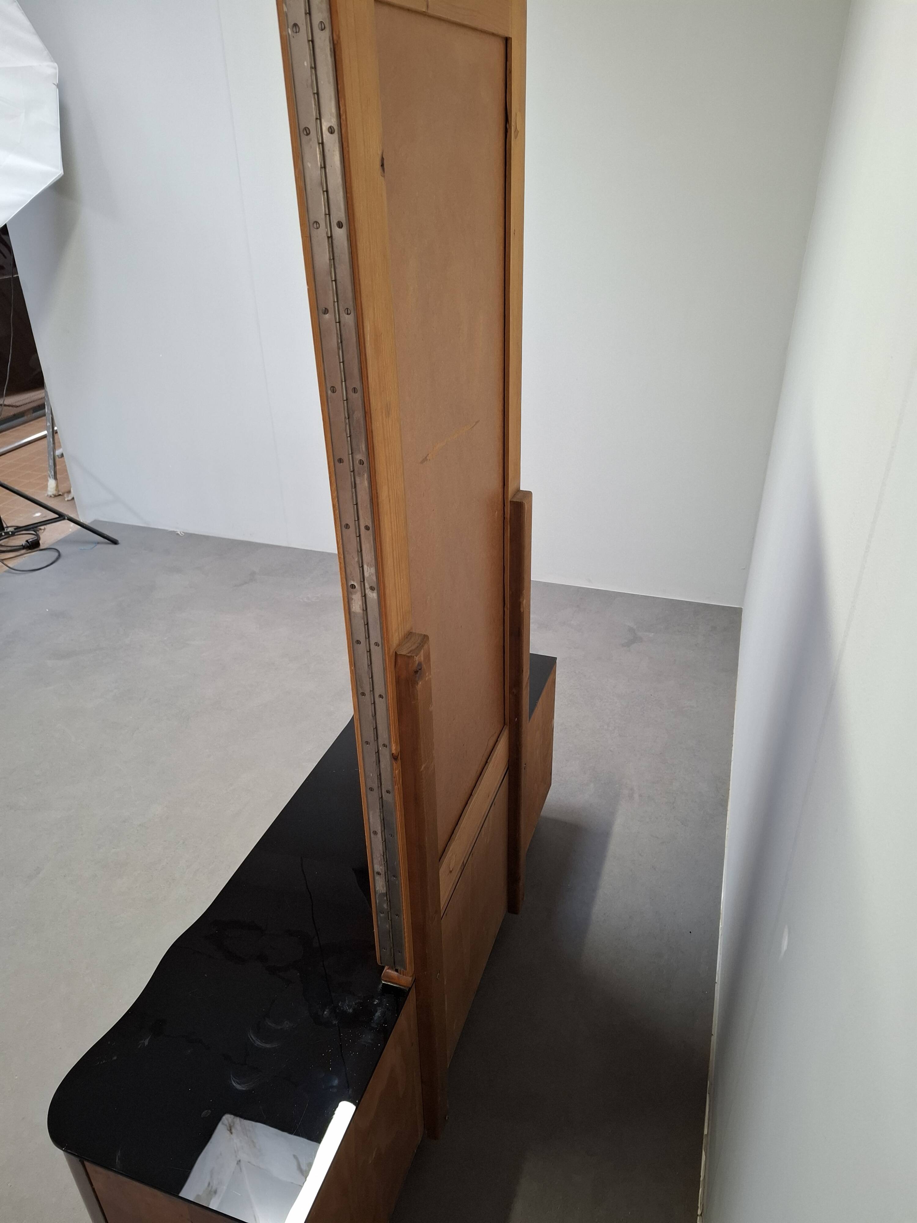 Art Deco Vanity Cabinet Attributed to Jindřich Halabala, Czechoslovakia, 19