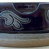 Alsace salt-salt circular ashtray with stylized vegetal decoration