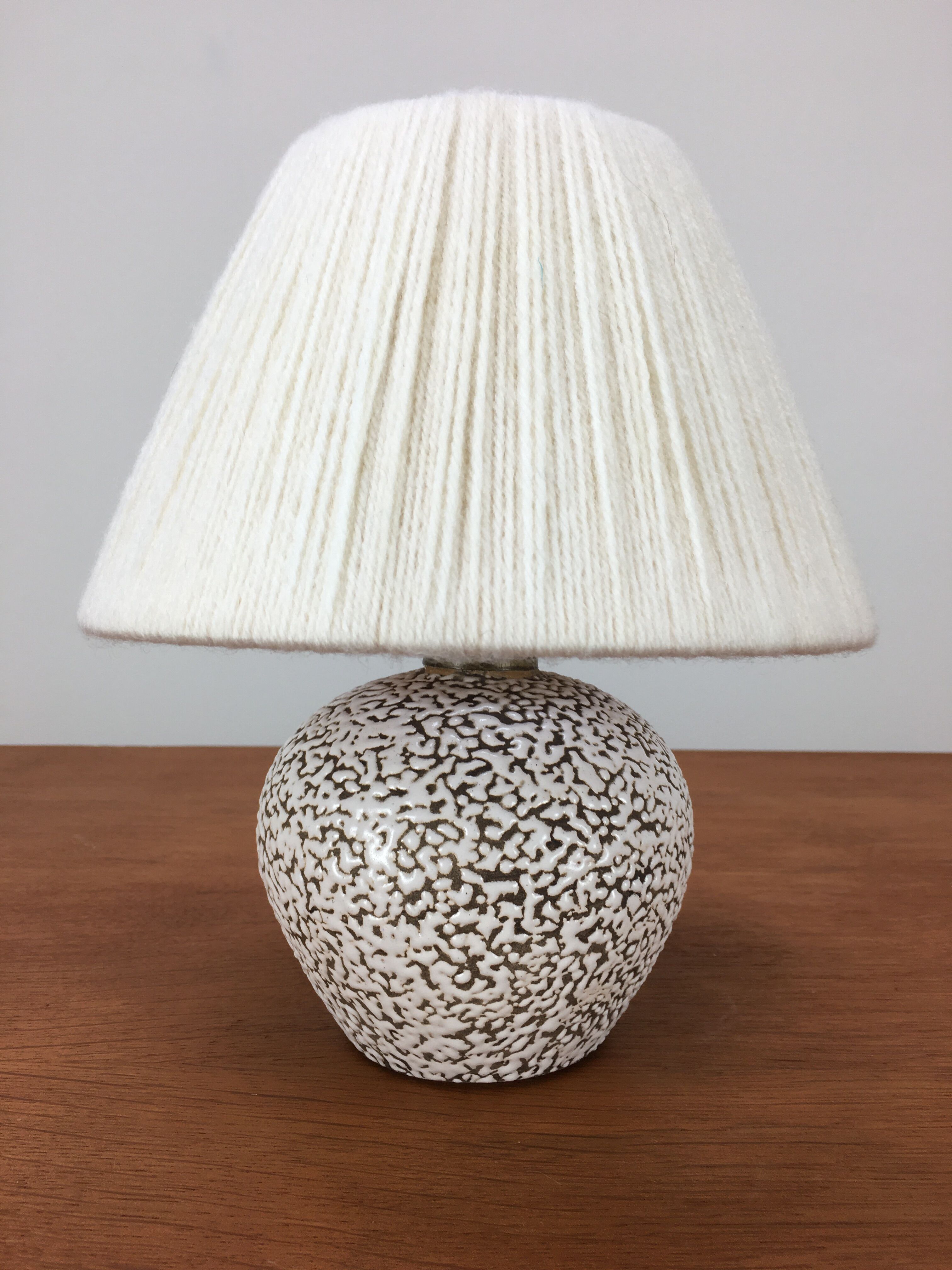 White and black art deco ceramic ball lamp