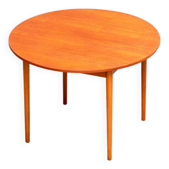 Table ronde scandinave en teck, milieu XXème