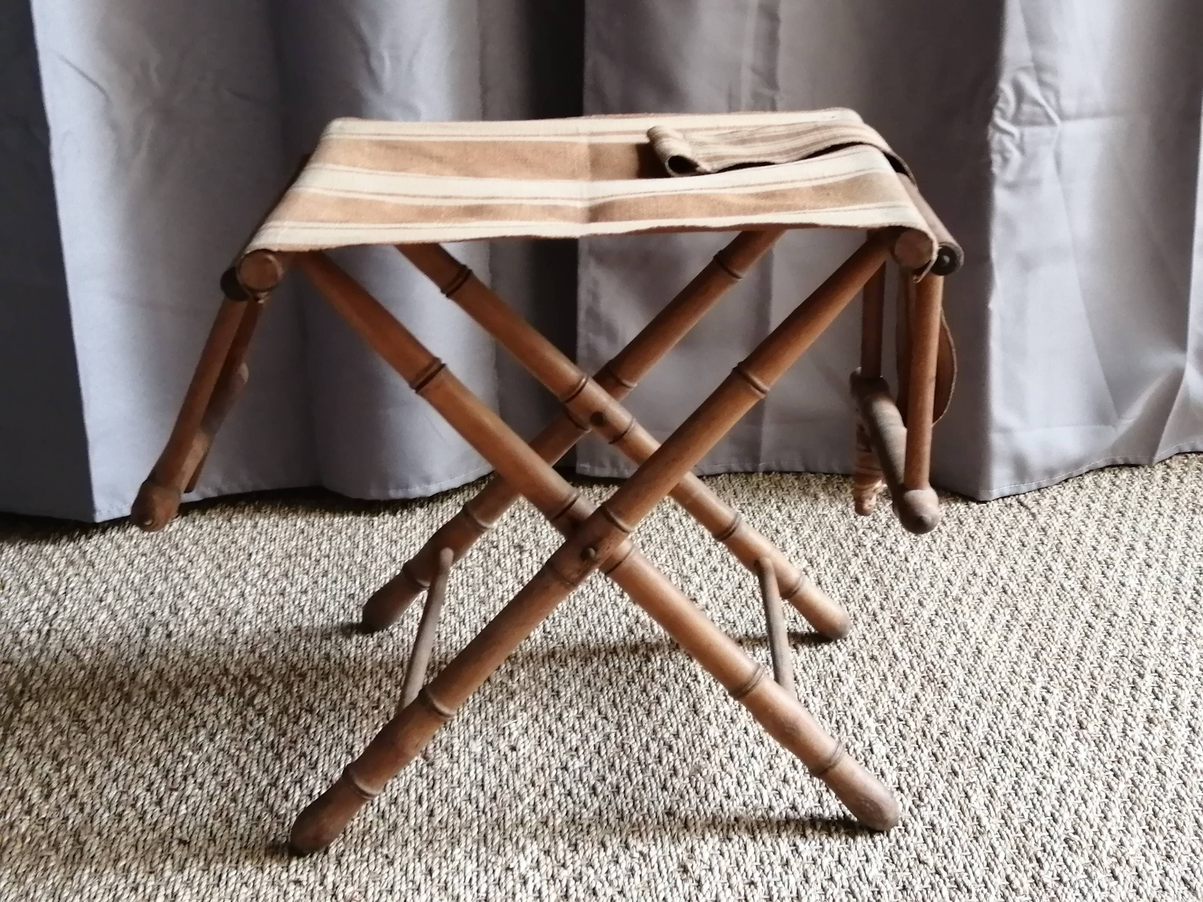 Fauteuil vintage pliant en rotin