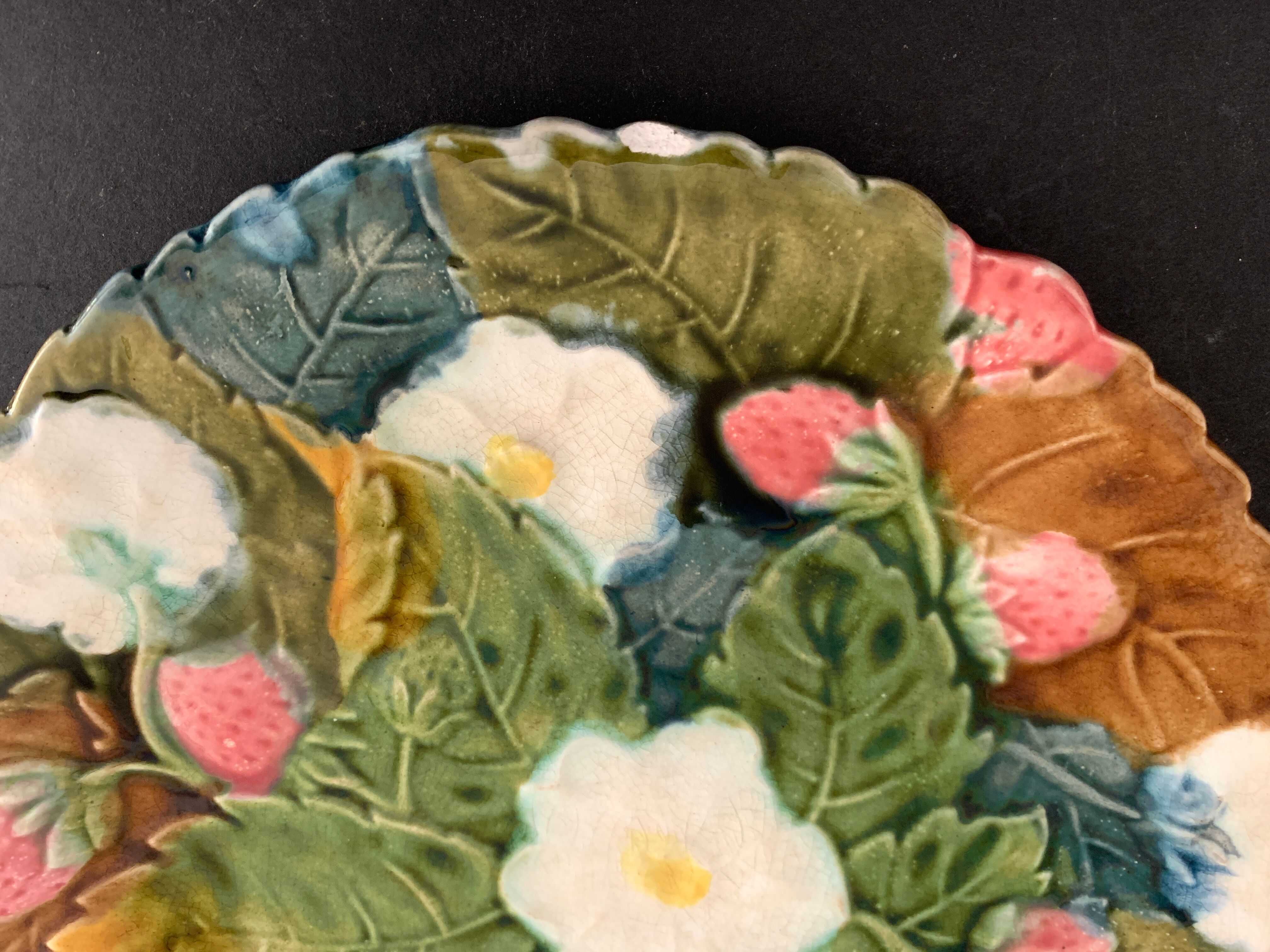 4 old and numbered dessert plates in slurry, strawberry model