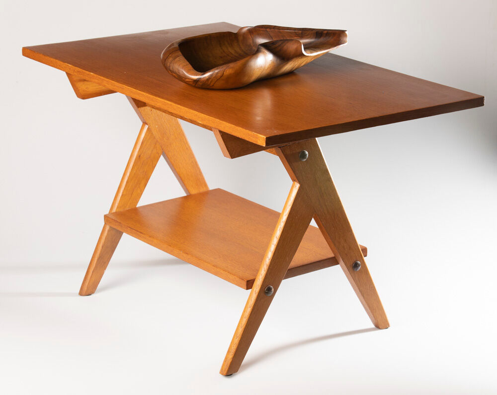 Coffee table legs compass