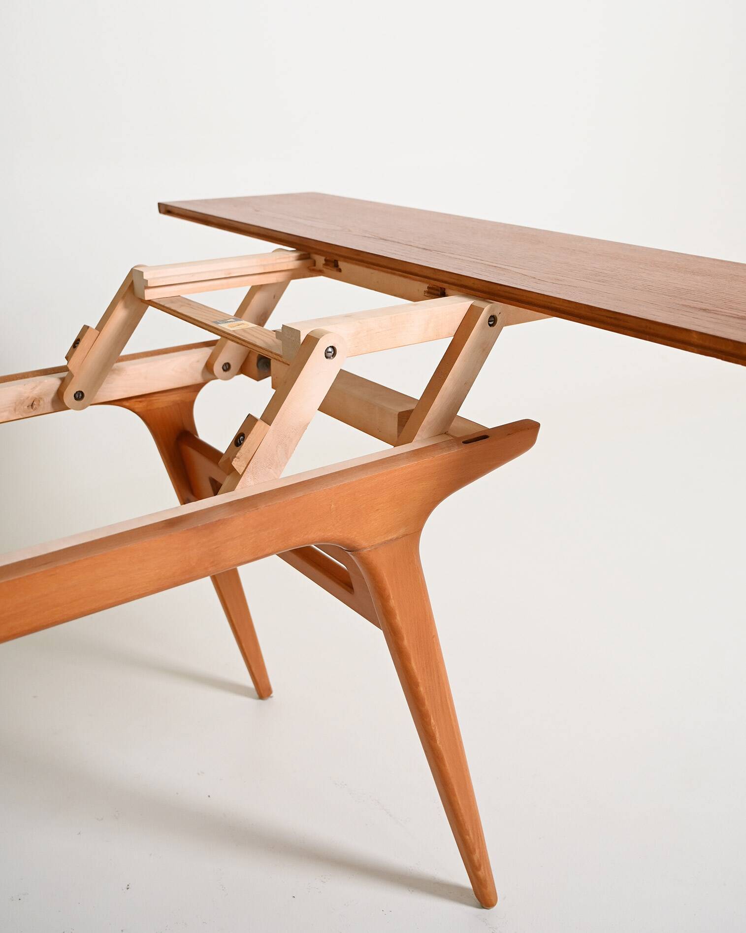 Table transformable de Tingström, Suède, années 1960.