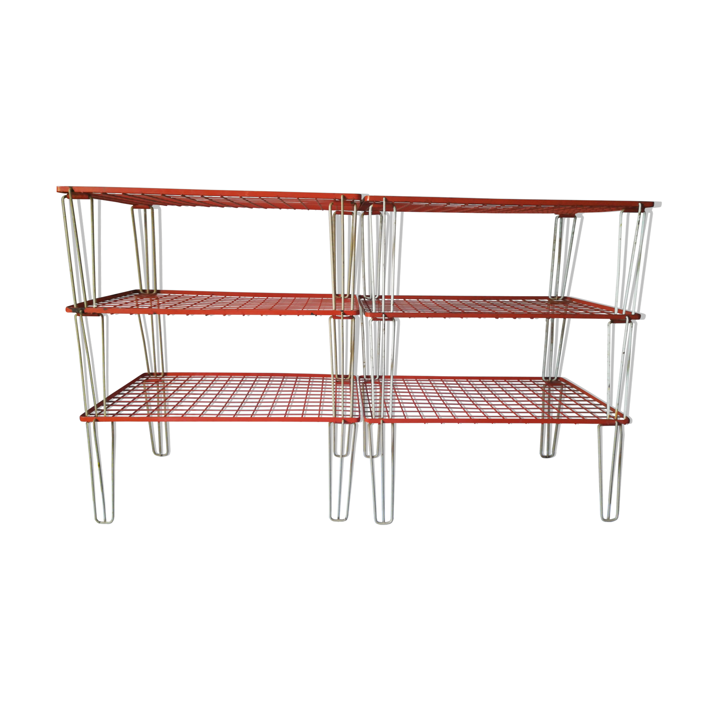 Étagères modulables en metal