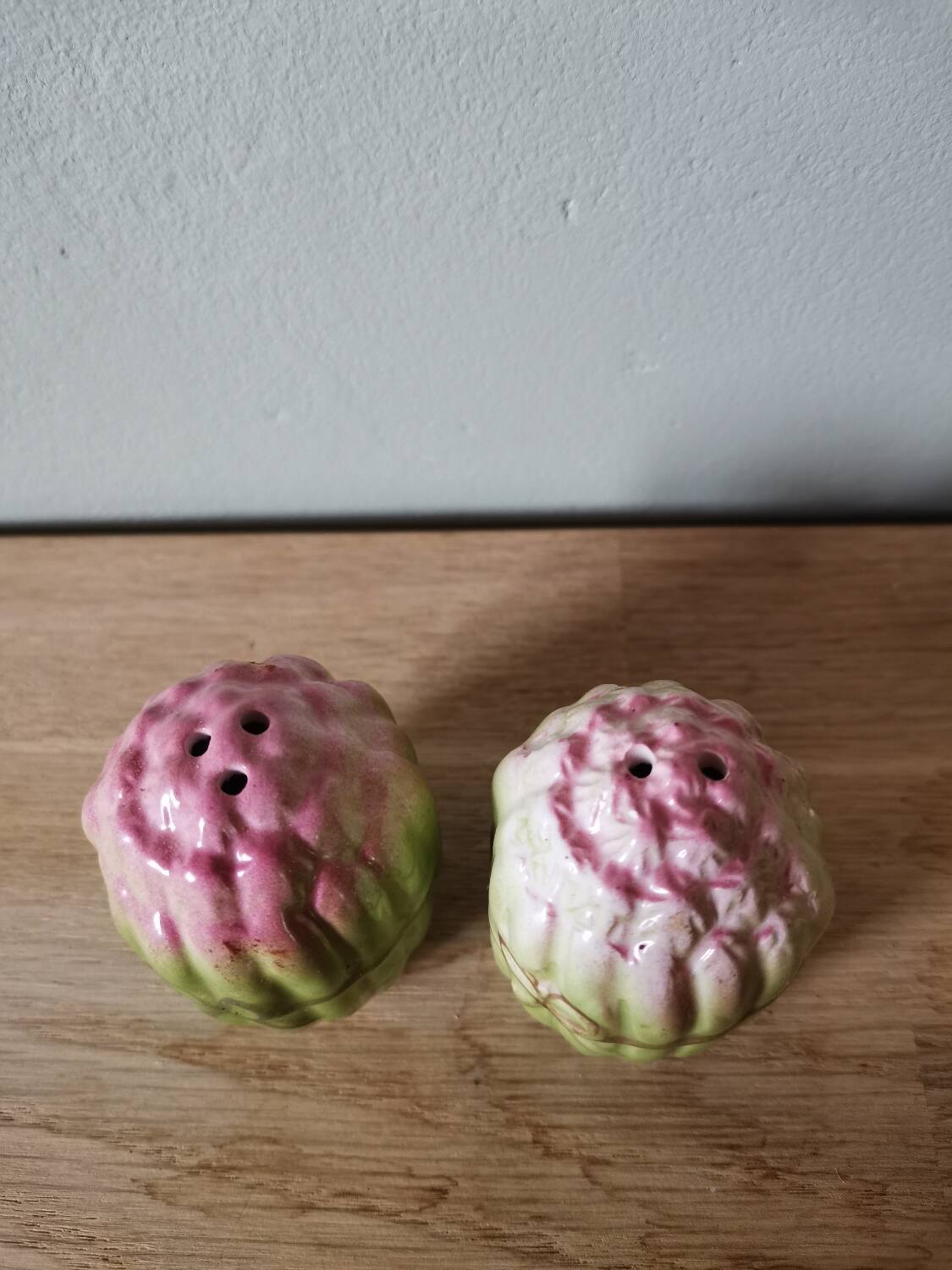 Set of 2 vintage salt and pepper shakers asparagus shape