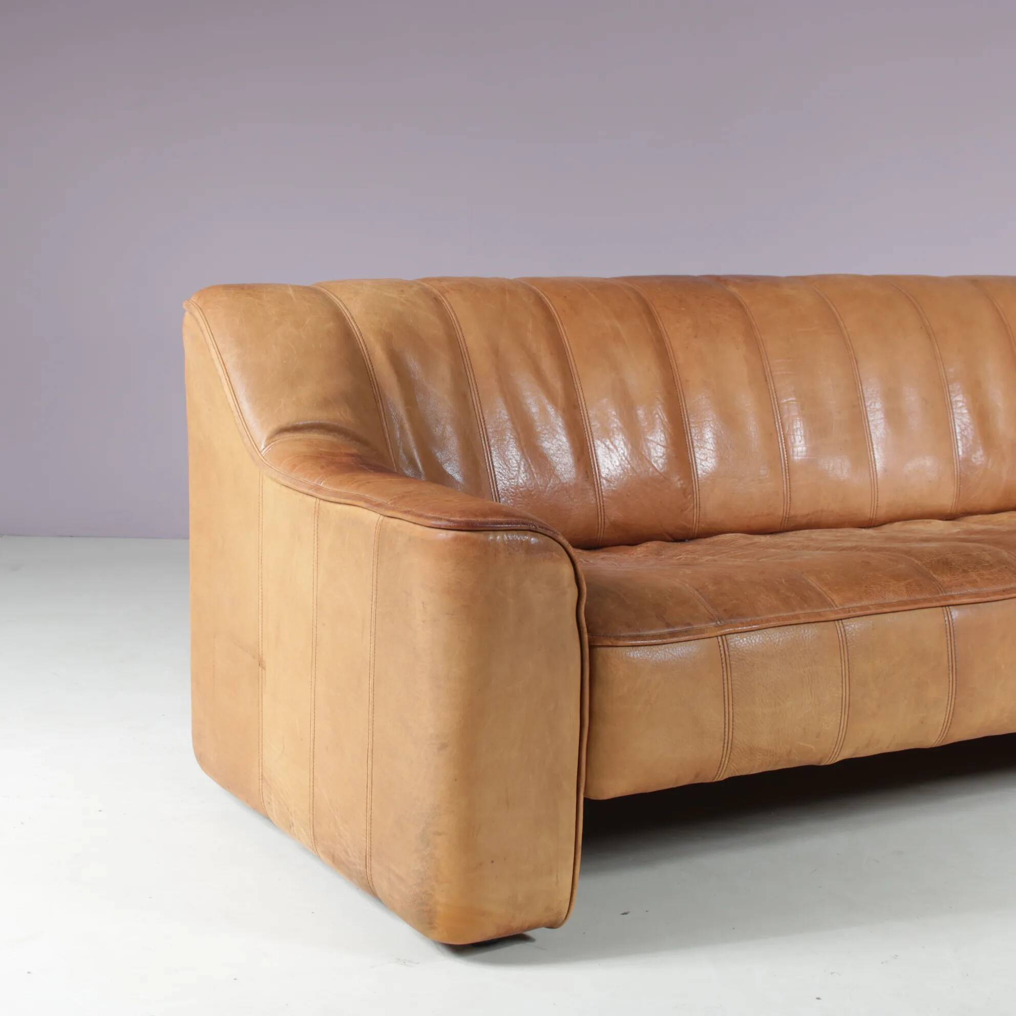 1970s “DS44” sofa by De Sede, Switzerland