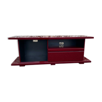 Rectangular plexiglass tv unit, burgundy, wine colour, david lange wine