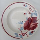 Assiette creuse motif rose Luneville
