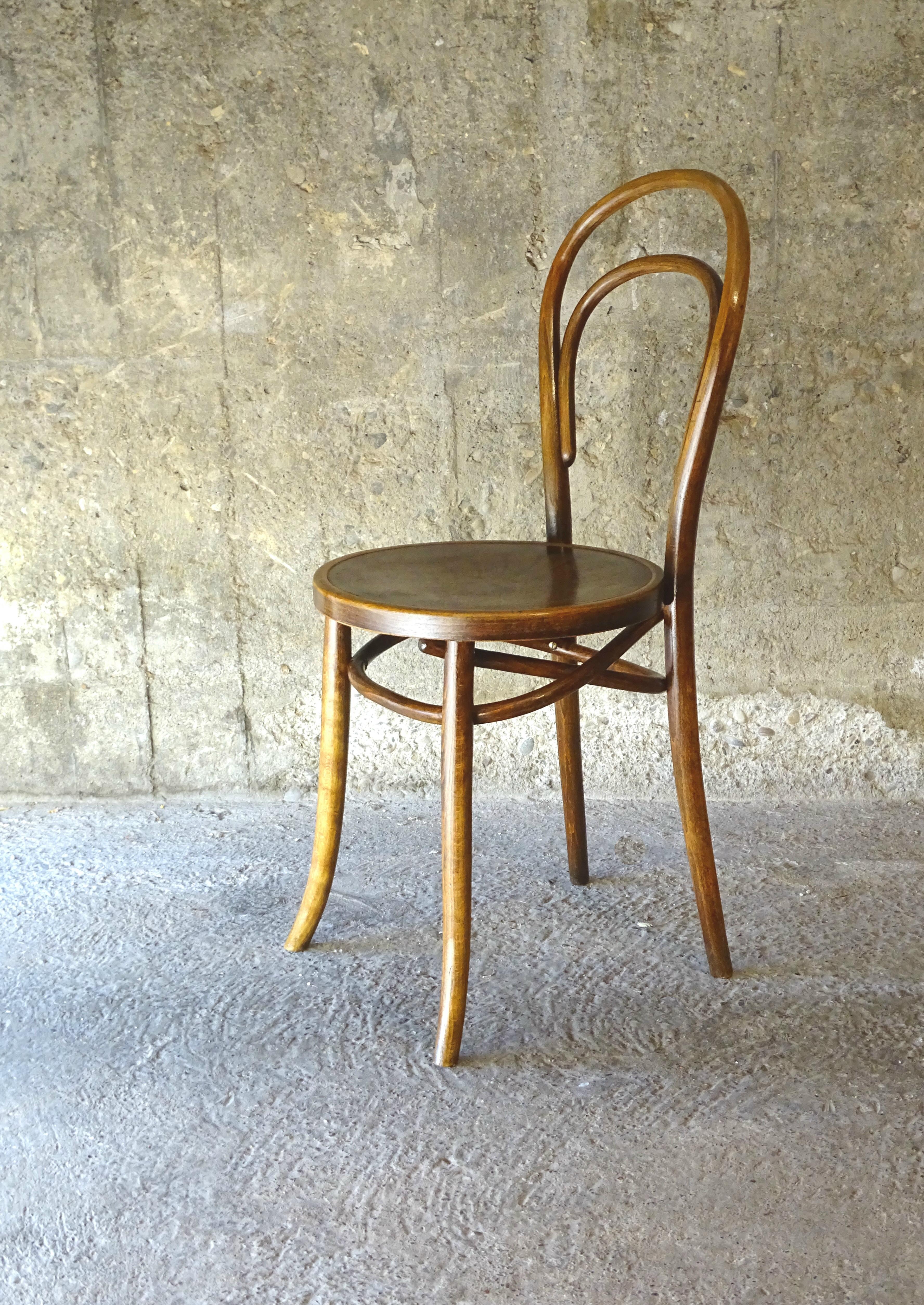 Bistro chair N° 14 wooden seat by Cambier around 1910