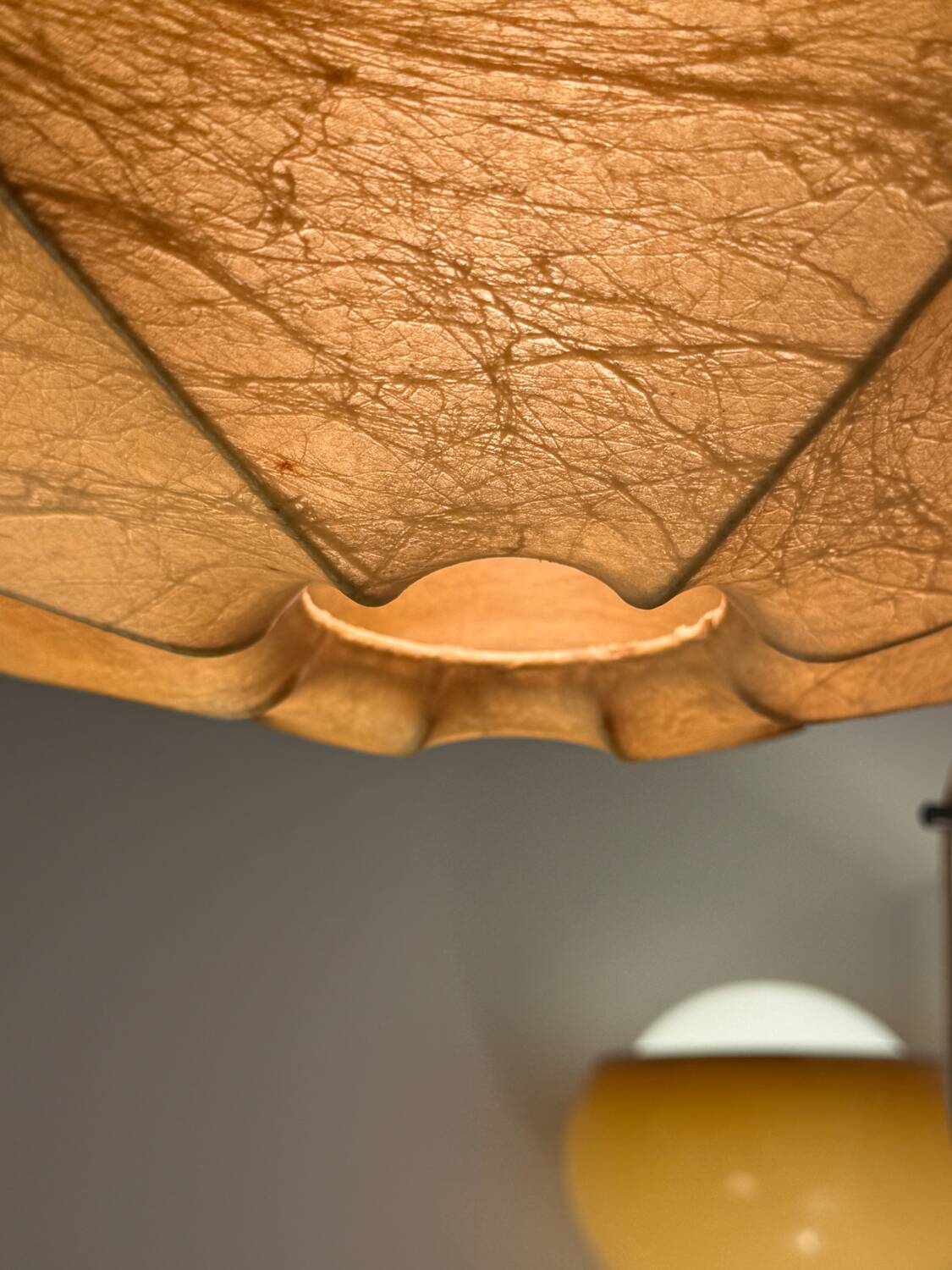 Suspension cocoon in fibreglass, 60s