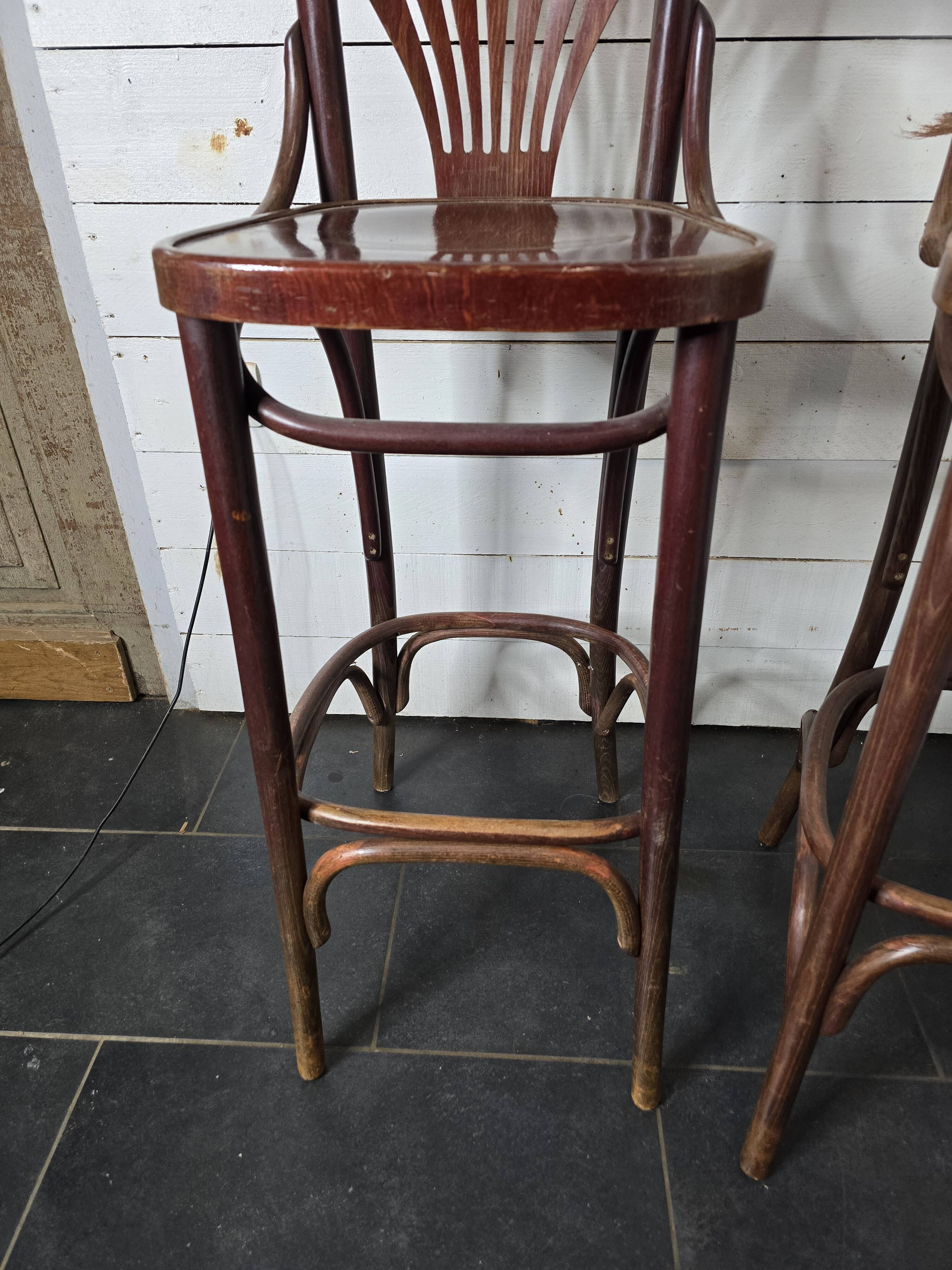 Pair of bistro stools with backrest