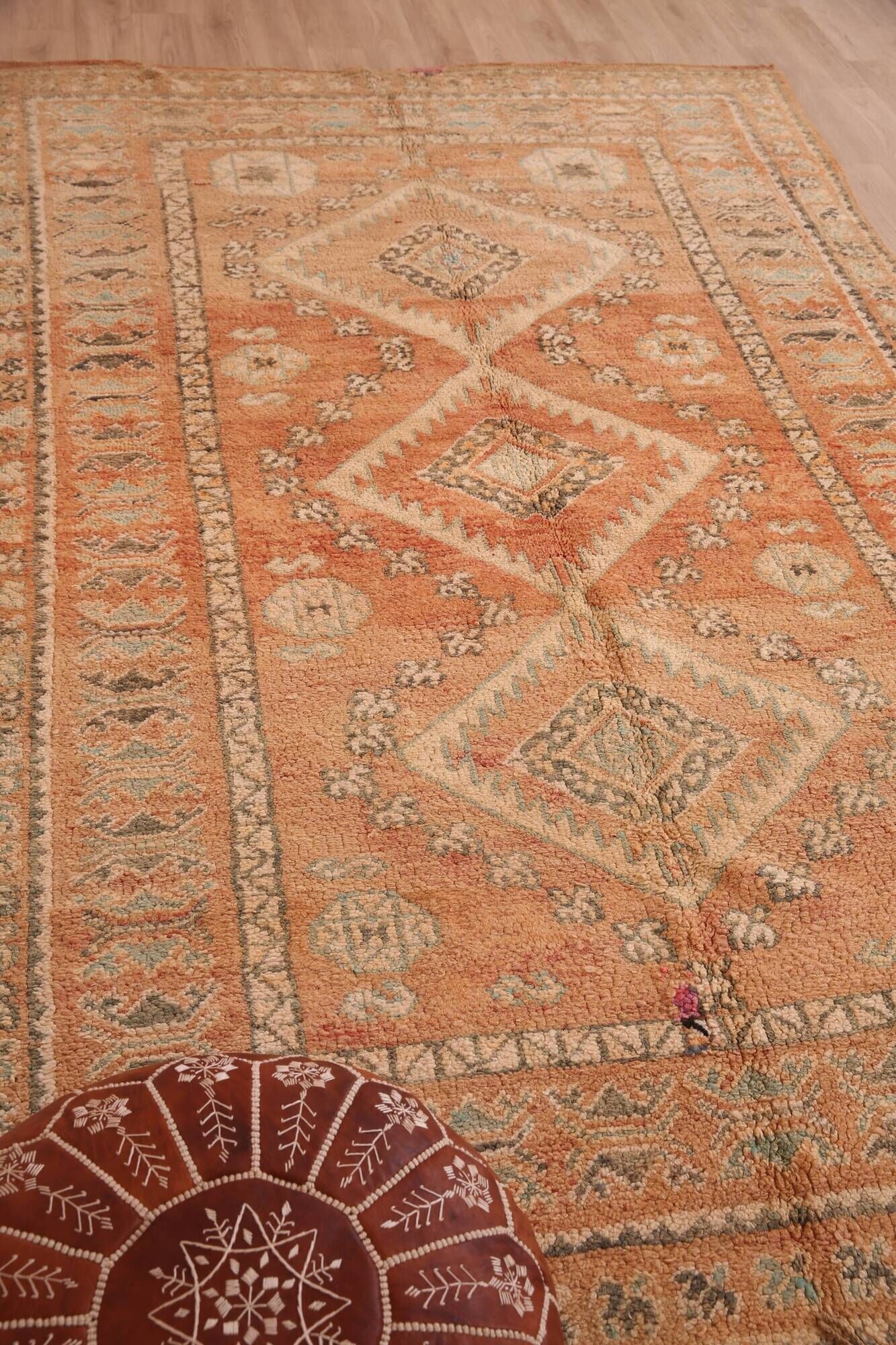 Peach Vintage Moroccan Rug 173 x 277 cm, Berber Wool Rug, Handmade Rug Boho