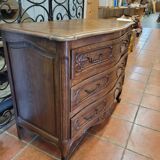 Curved chest of drawers in Louis XV style oak
