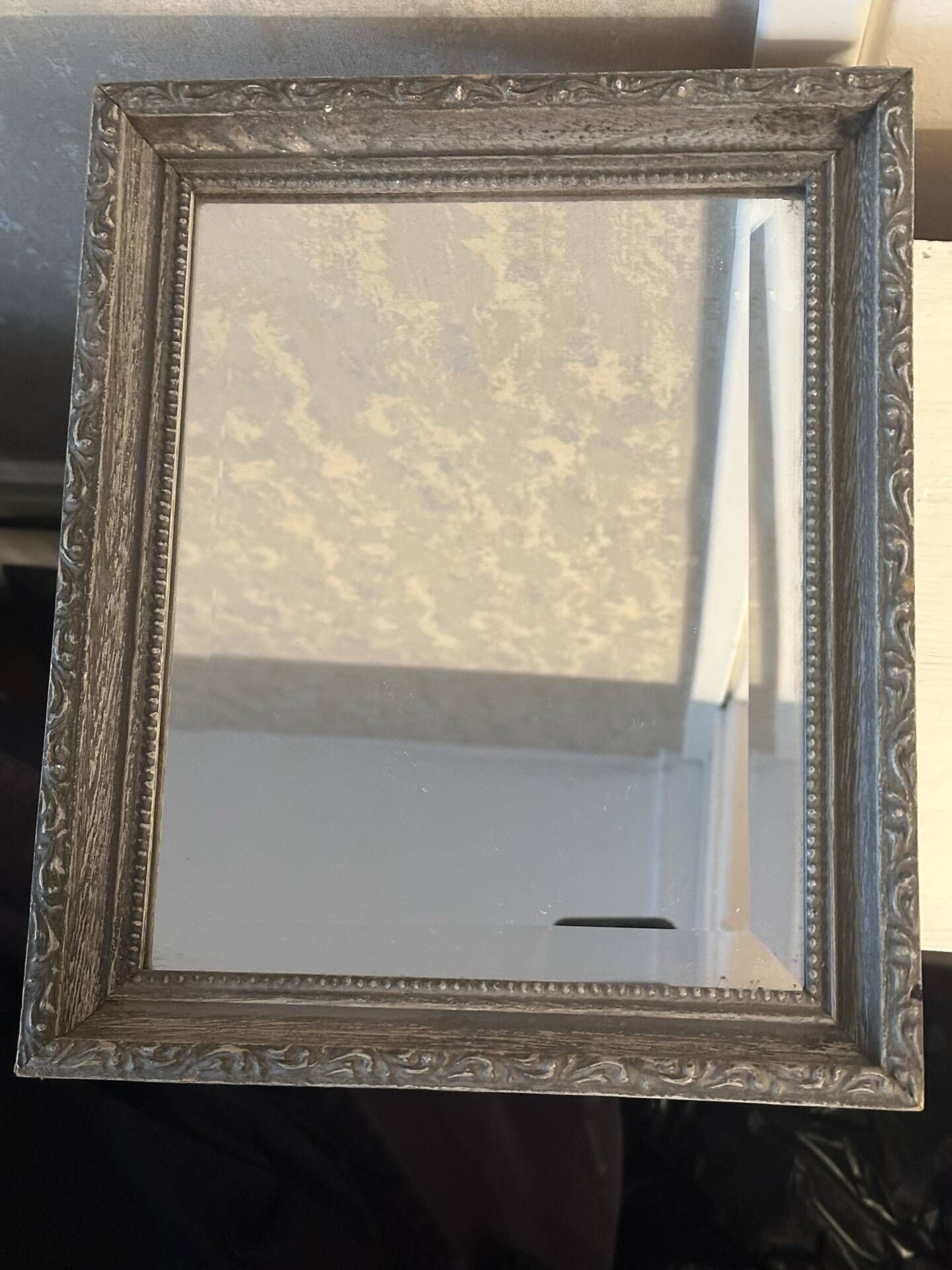 Antique bevelled mirror – Moulded wooden frame in anthracite 30/25 cm