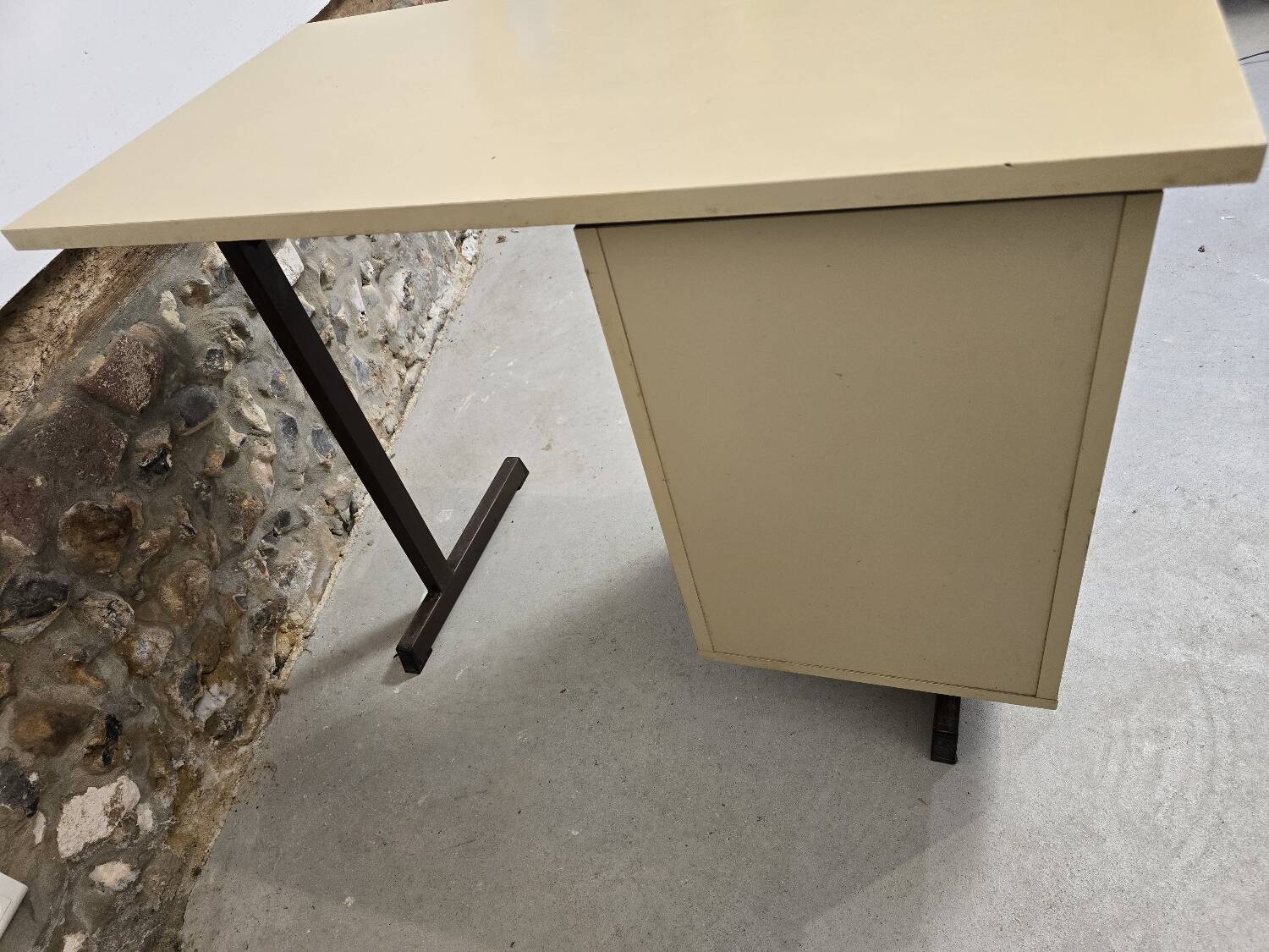 Beige Formica desk 1970