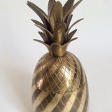 Brass pineapple