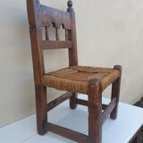 Chaise au cordage ancien espagnole brutaliste ancienne XVIIième ou XVIIIième