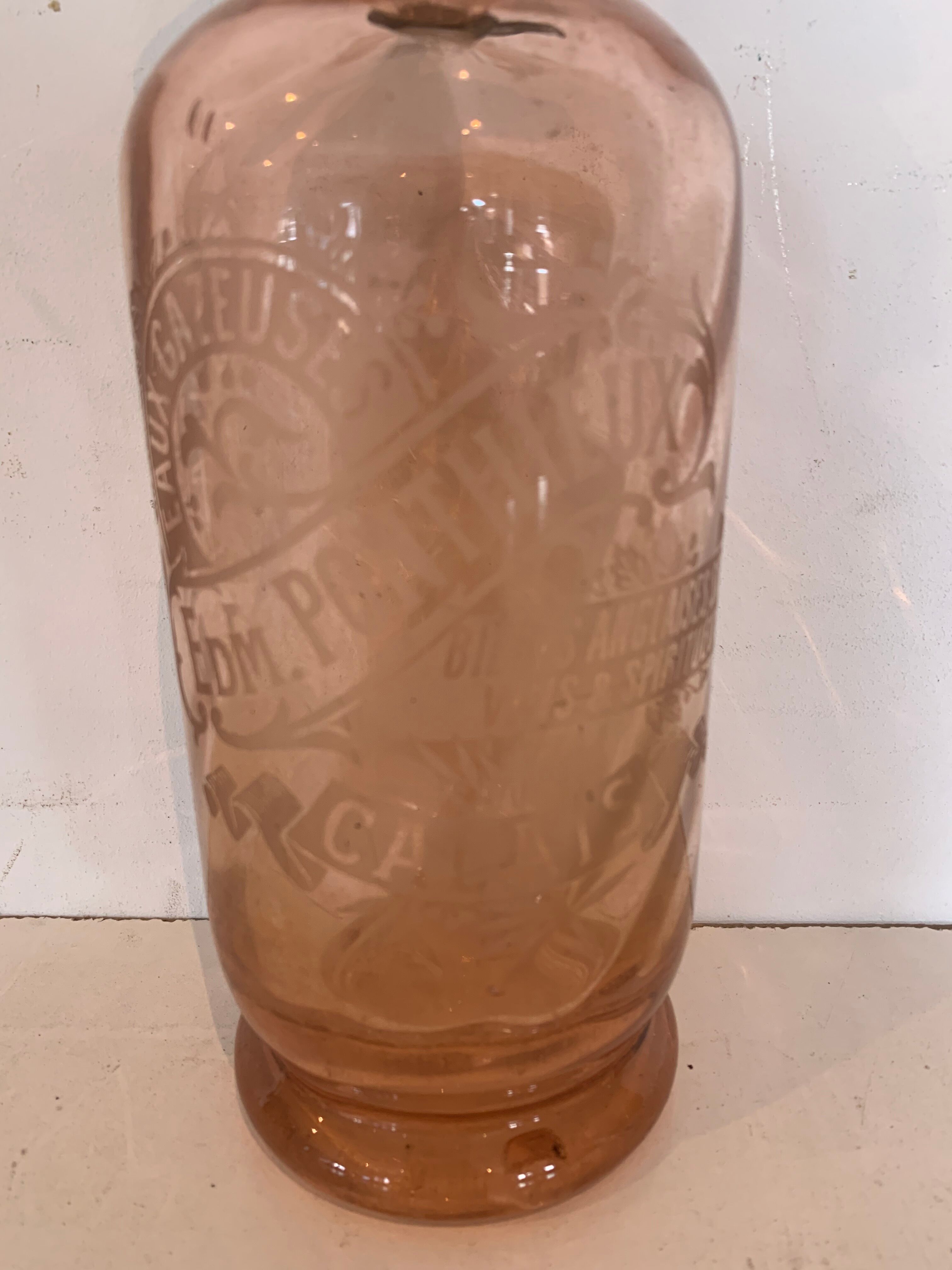Water siphon bottle from Seltz maison pontieux in calais 20th century