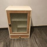 Medicine cabinet