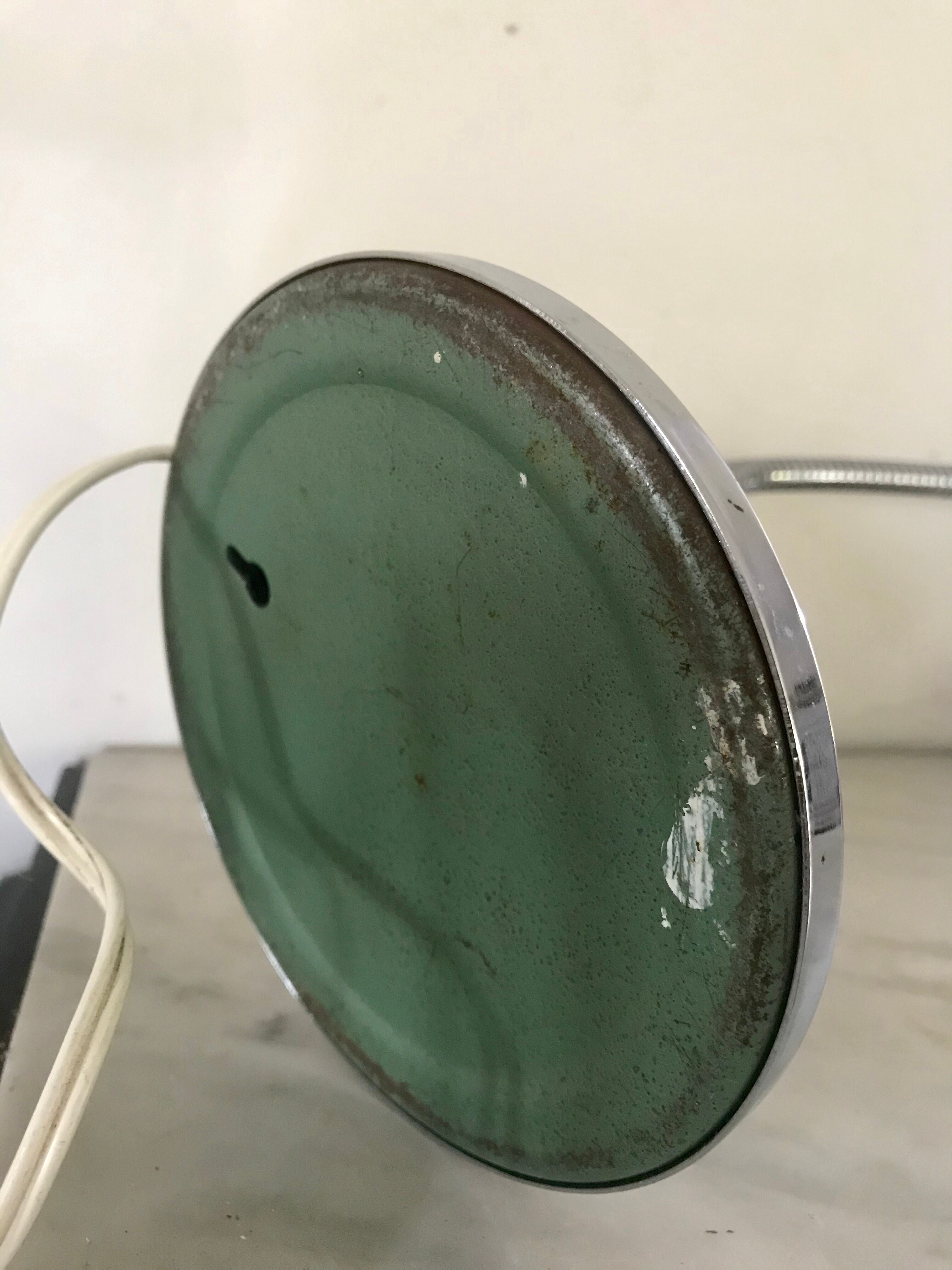 Orientable office lamp circa 1960