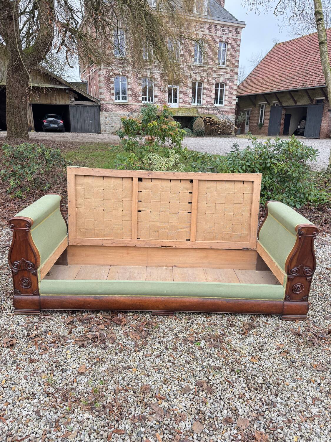 Banquette, lit de repos formant coffre en acajou d’époque restauration