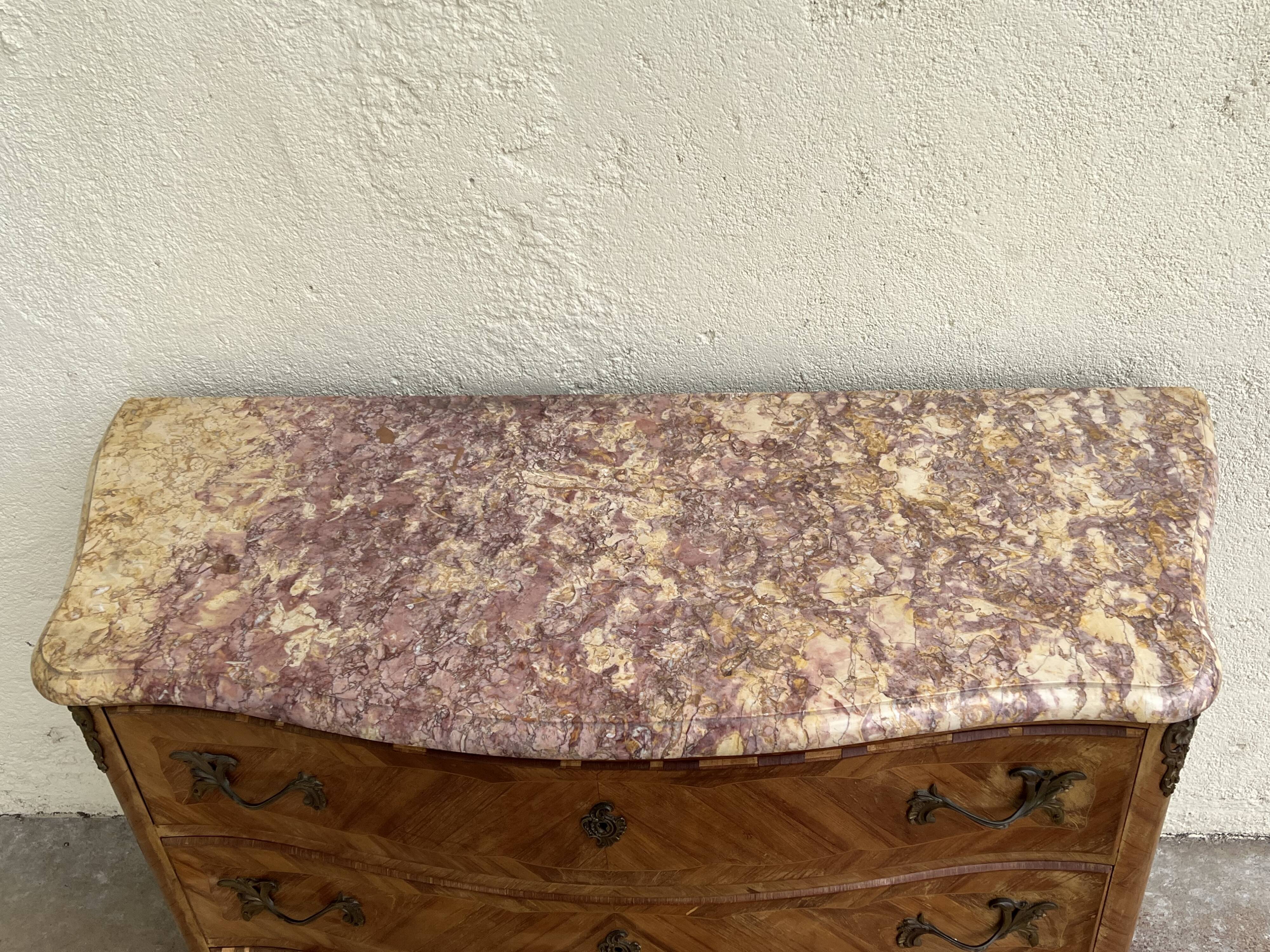 Commode en marqueterie