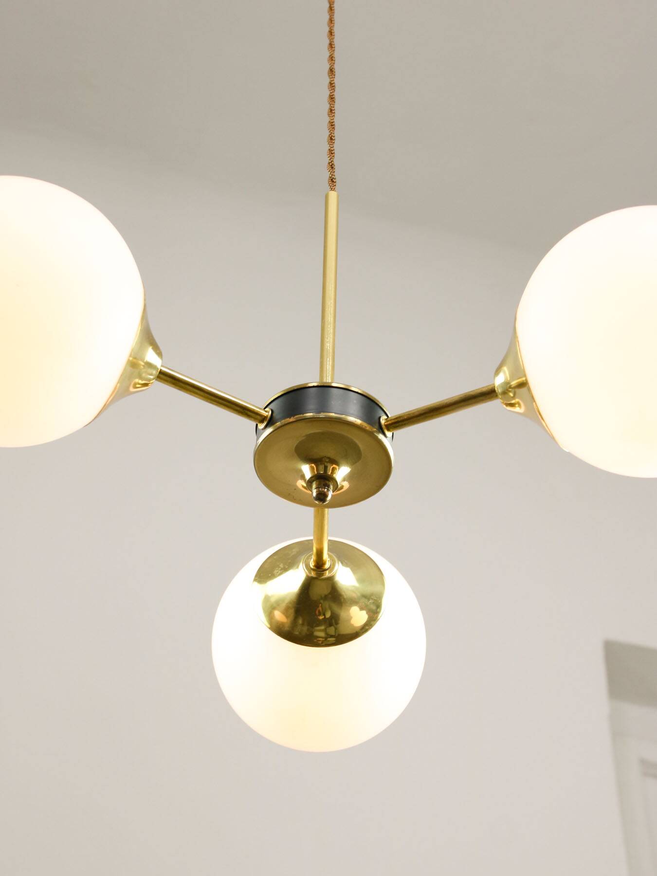 Mid-Century Modern Italian Chandelier in Brass and Opaline Glass, 1960s