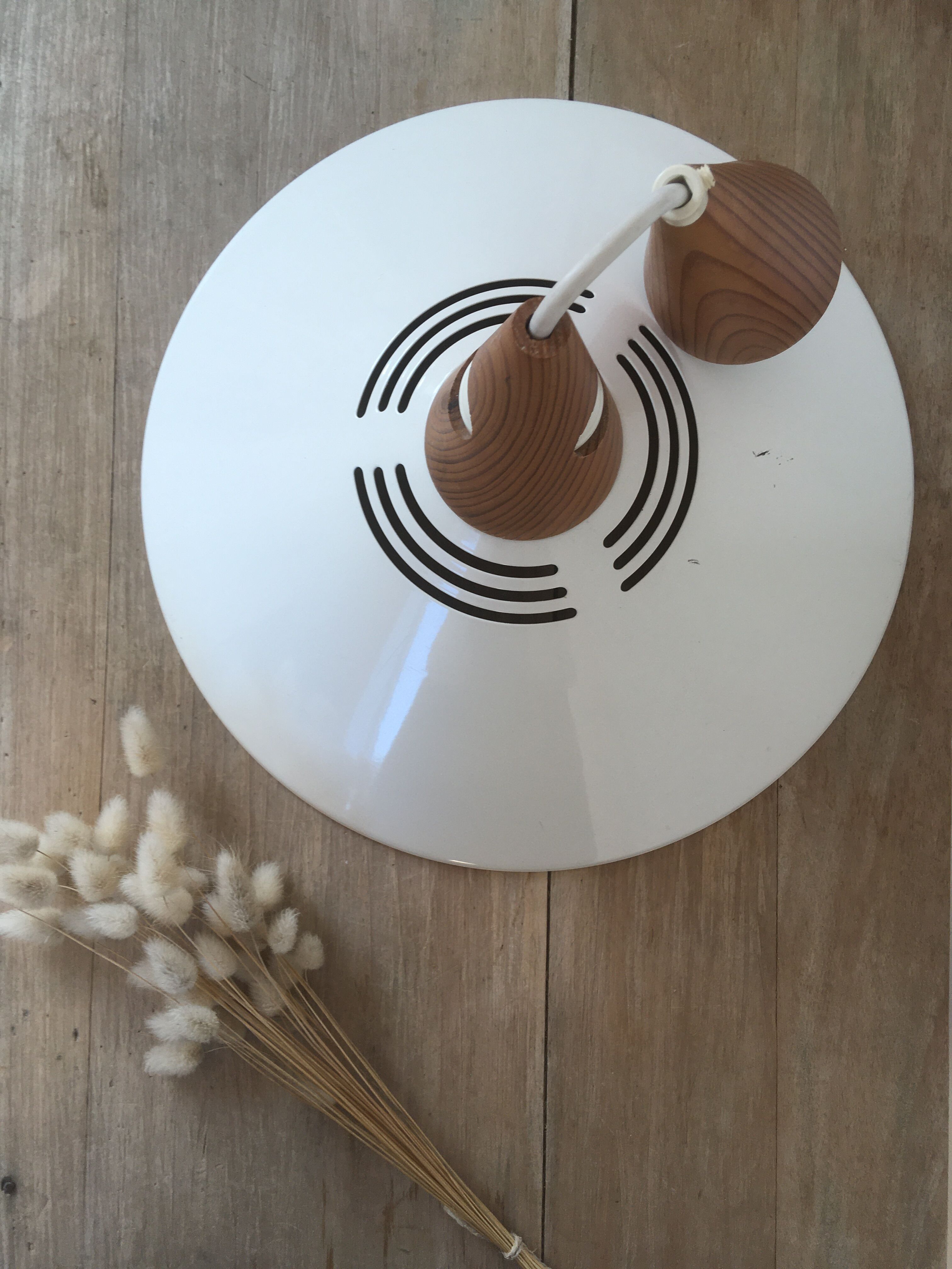 Scandinavian pendant lamp in teak and white metal 70s