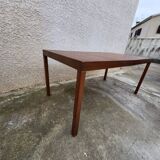 Scandinavian table with extension