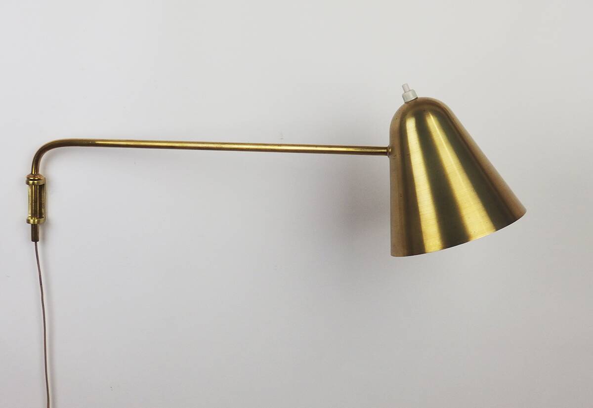 1950 wall lamp by Jacques Biny