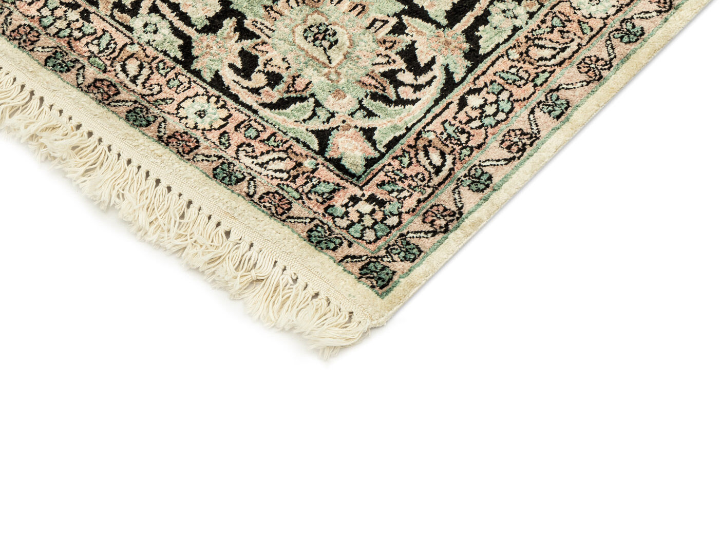 1960s carpet, 240 x 335