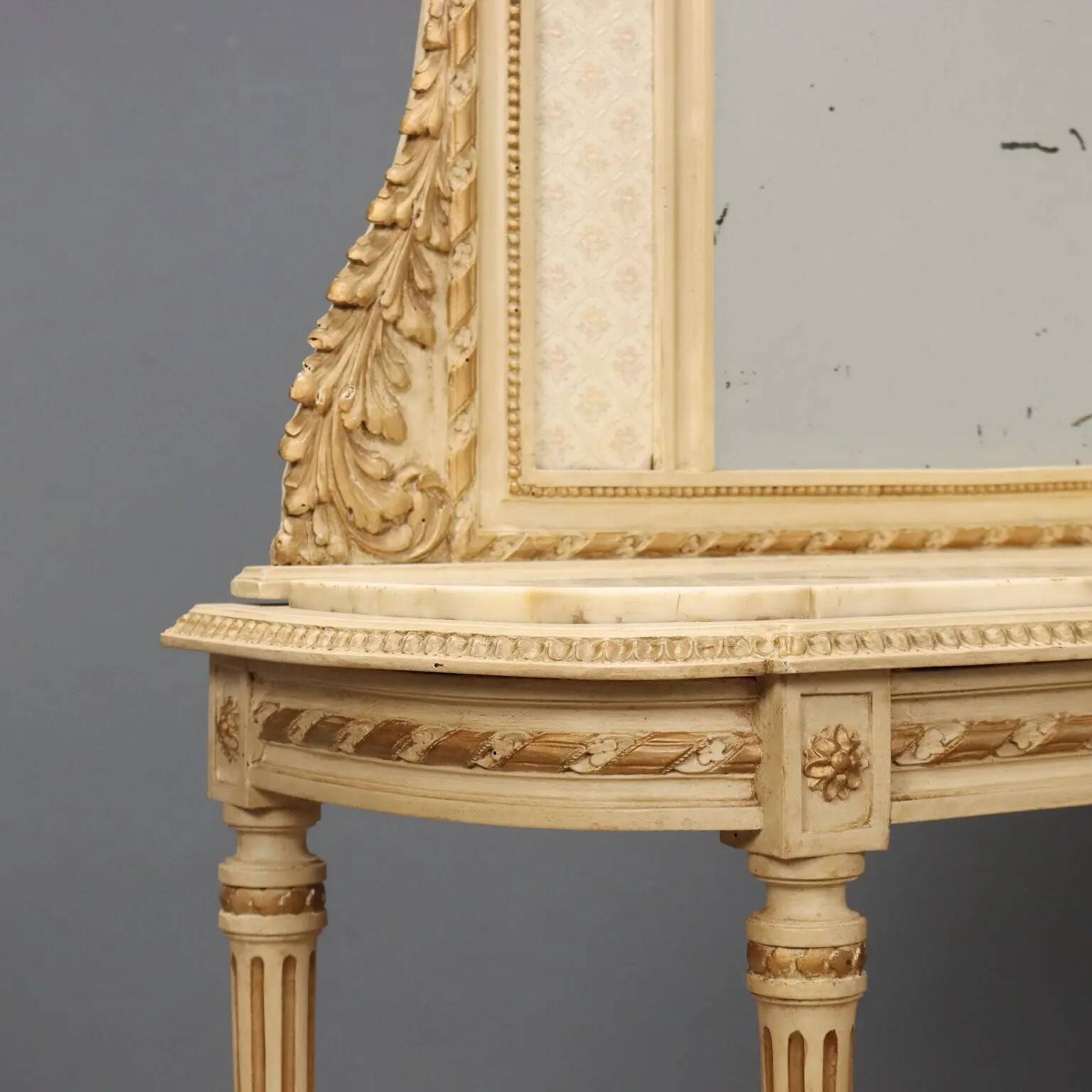 Console de style néoclassique en bois, XIXe siècle