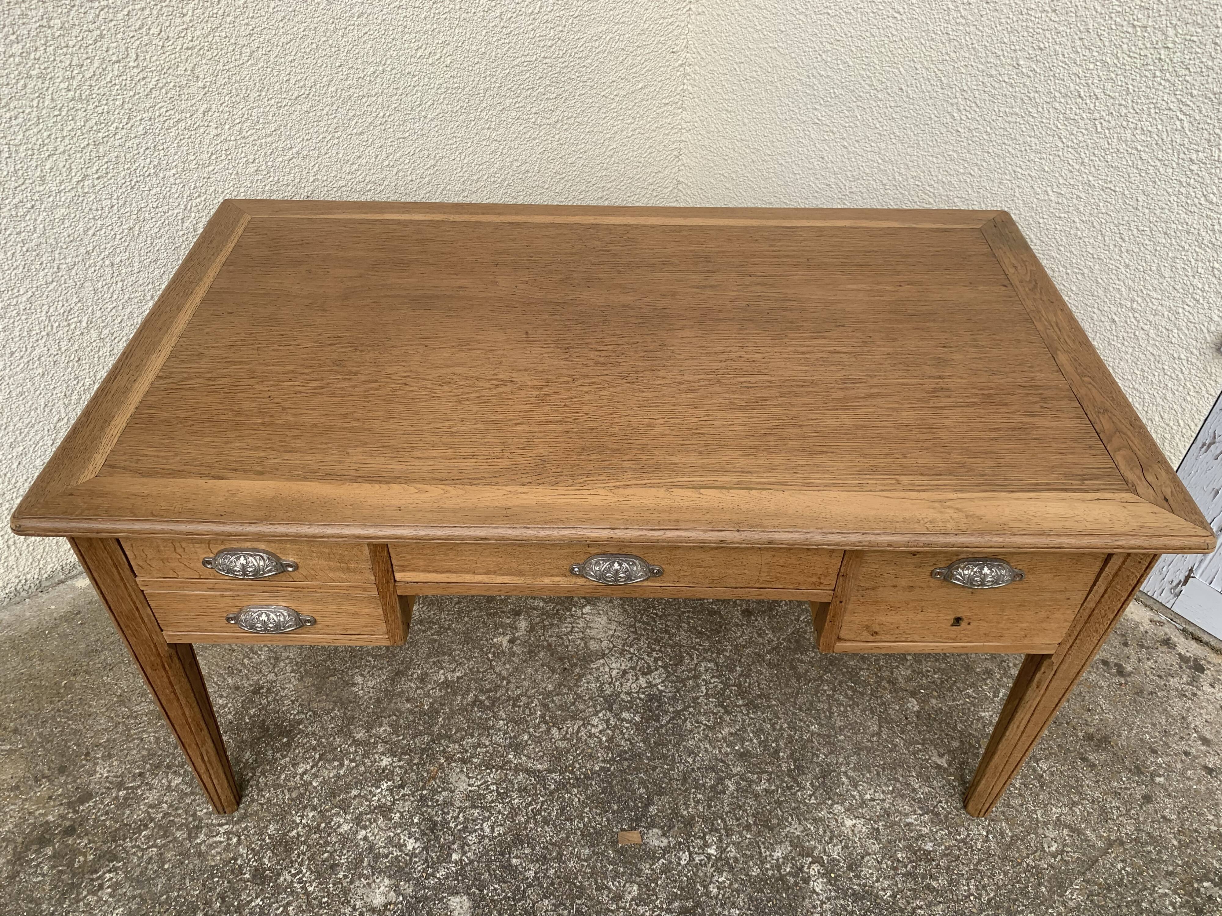 Solid desk in raw oak handles art deco shells