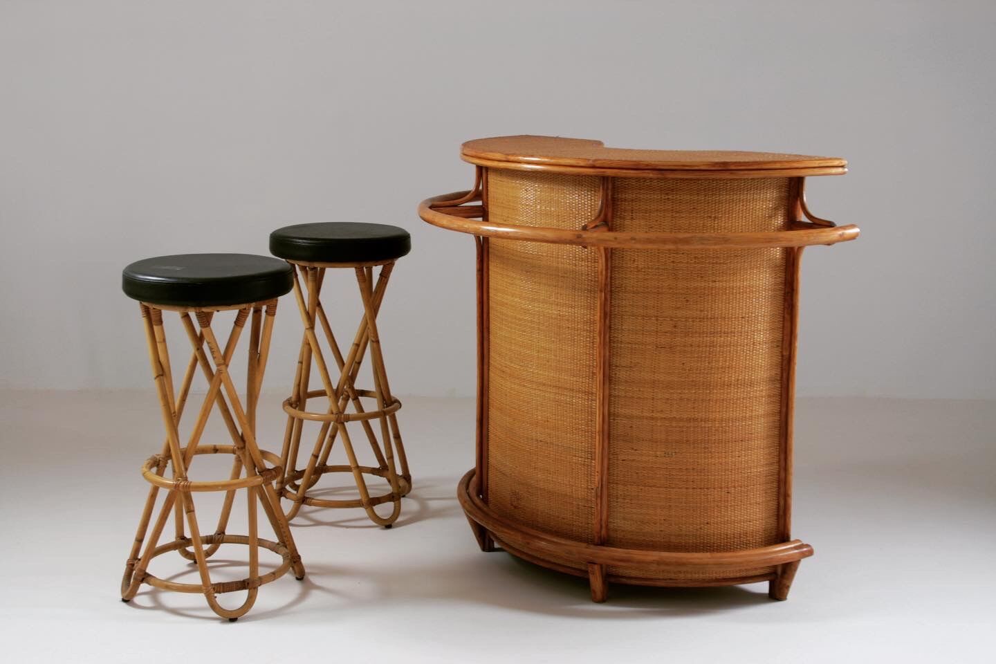 Rattan bar and stools, France 1960s, set of 3