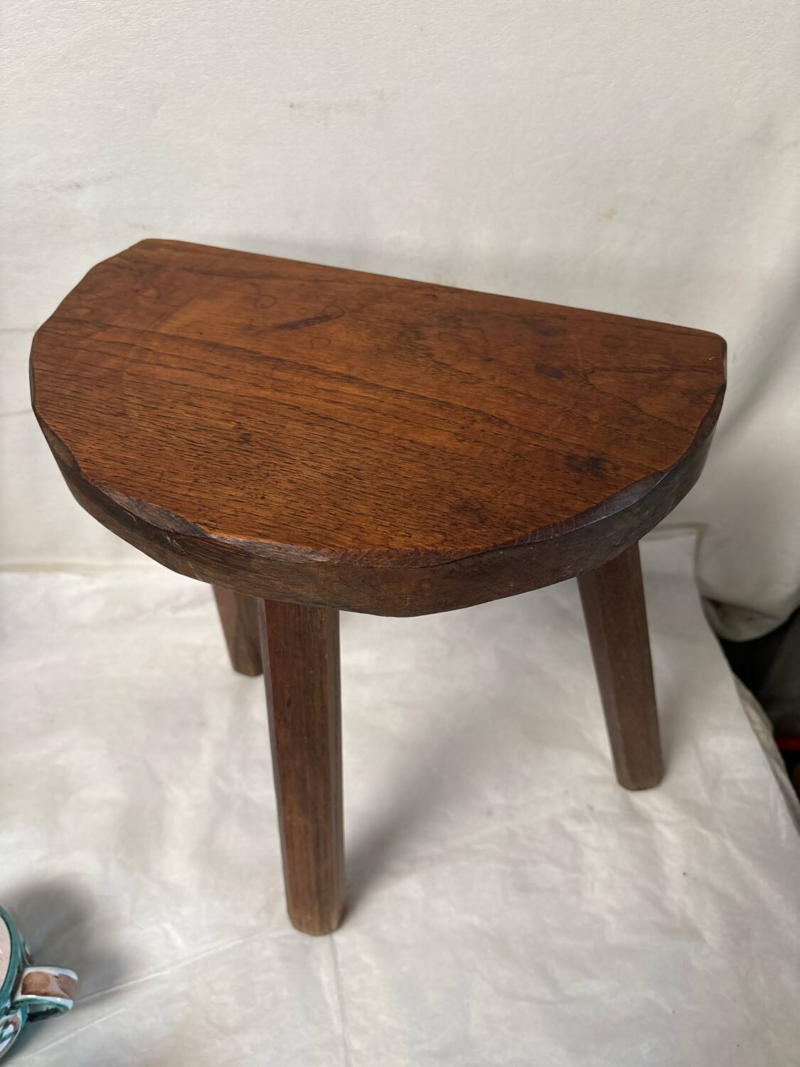 Children's tripod stool for plant holders